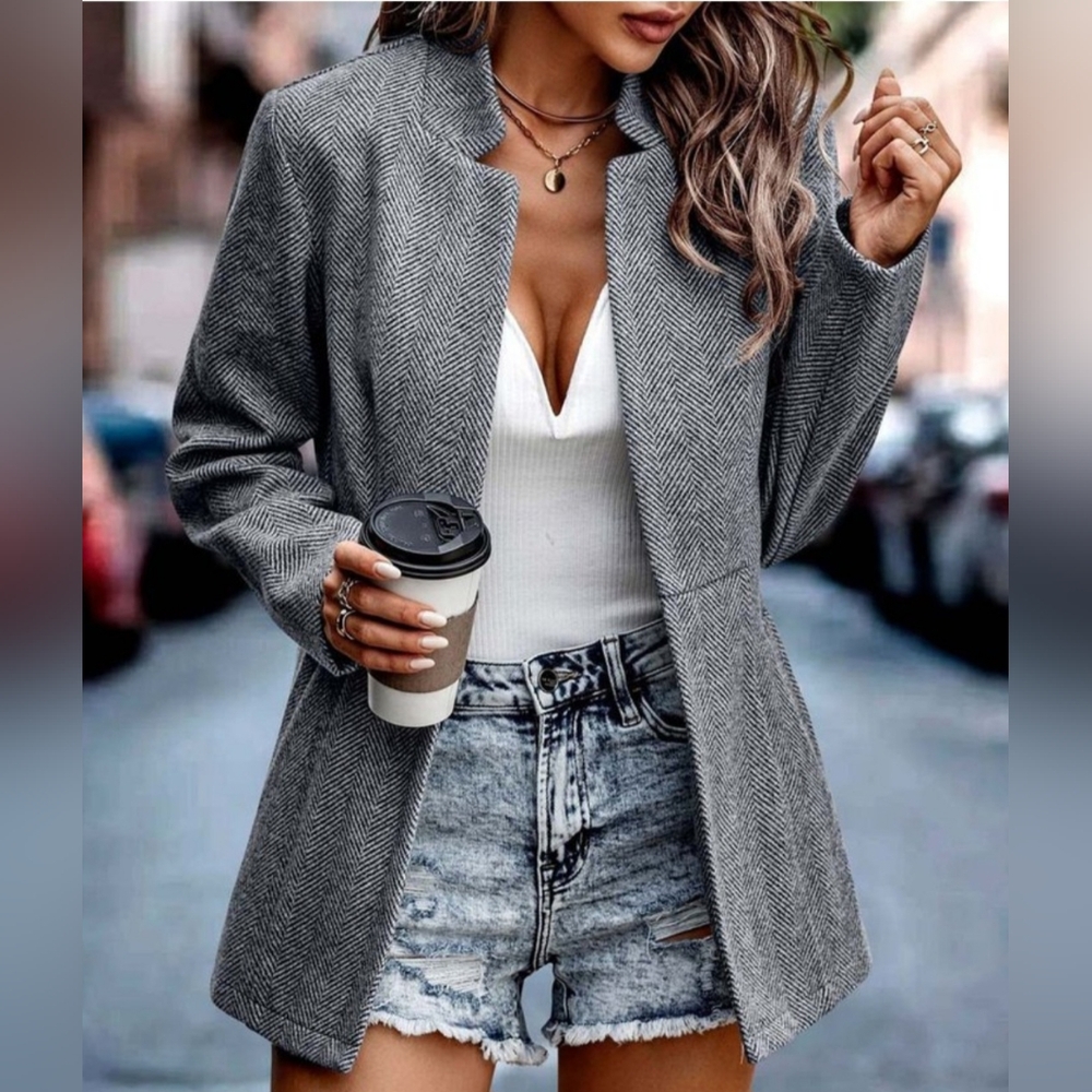 Gray Relaxed Fit Herringbone Blazer with Notched Lapels